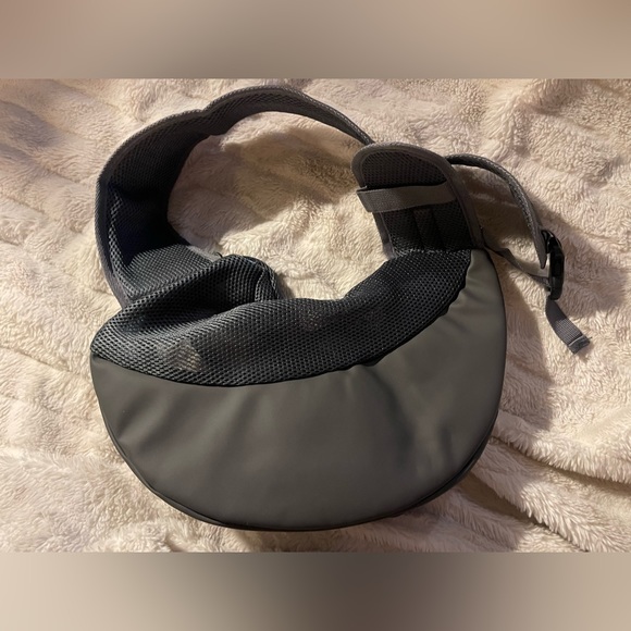 Dog Sling Carrier Breathable Mesh Travel Safe for Small Dogs Purse NEW! - Picture 4 of 8